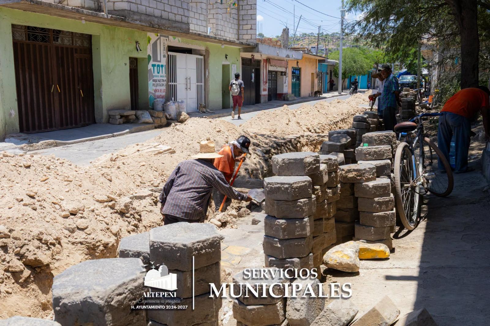 El H. Ayuntamiento de Altepexi, a través del área de Servicios Municipales, les informa que estaremos realizando trabajos de mantenimiento y reparación de tuberías